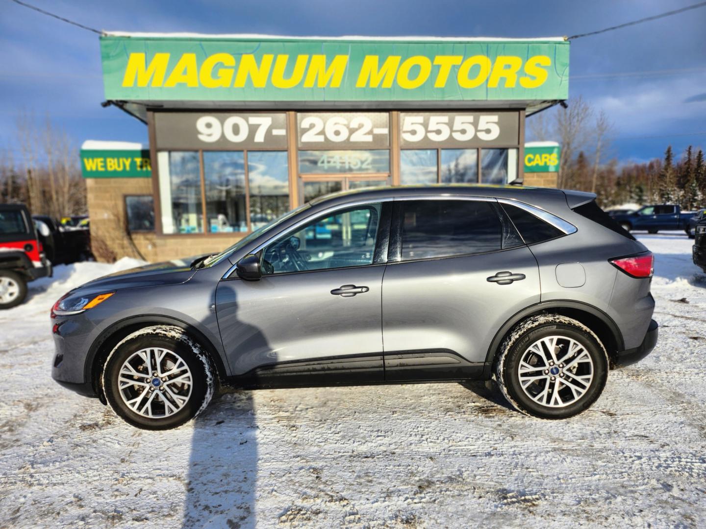 2022 GRAY /BLACK FORD ESCAPE SEL (1FMCU9H64NU) with an 1.5L engine, Automatic transmission, located at 1960 Industrial Drive, Wasilla, 99654, (907) 274-2277, 61.573475, -149.400146 - Photo#0